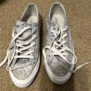 Brand new converse classic sneakers